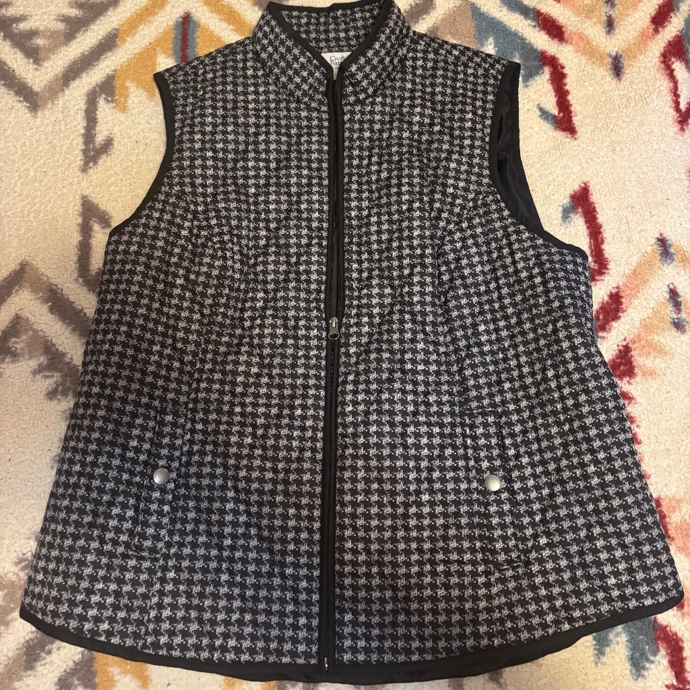 Croft & Barrow Patterned Vest – XL – Like New